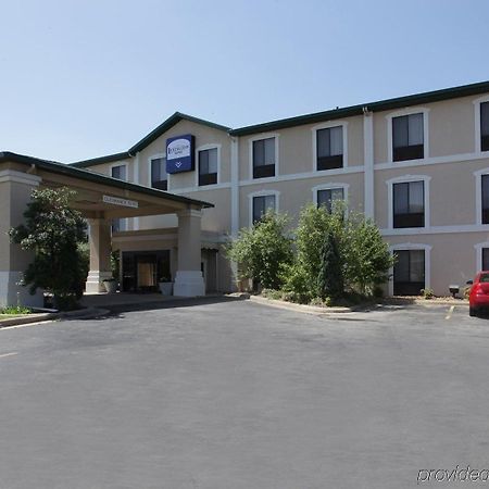 Lexington Suites Of Jonesboro Εξωτερικό φωτογραφία